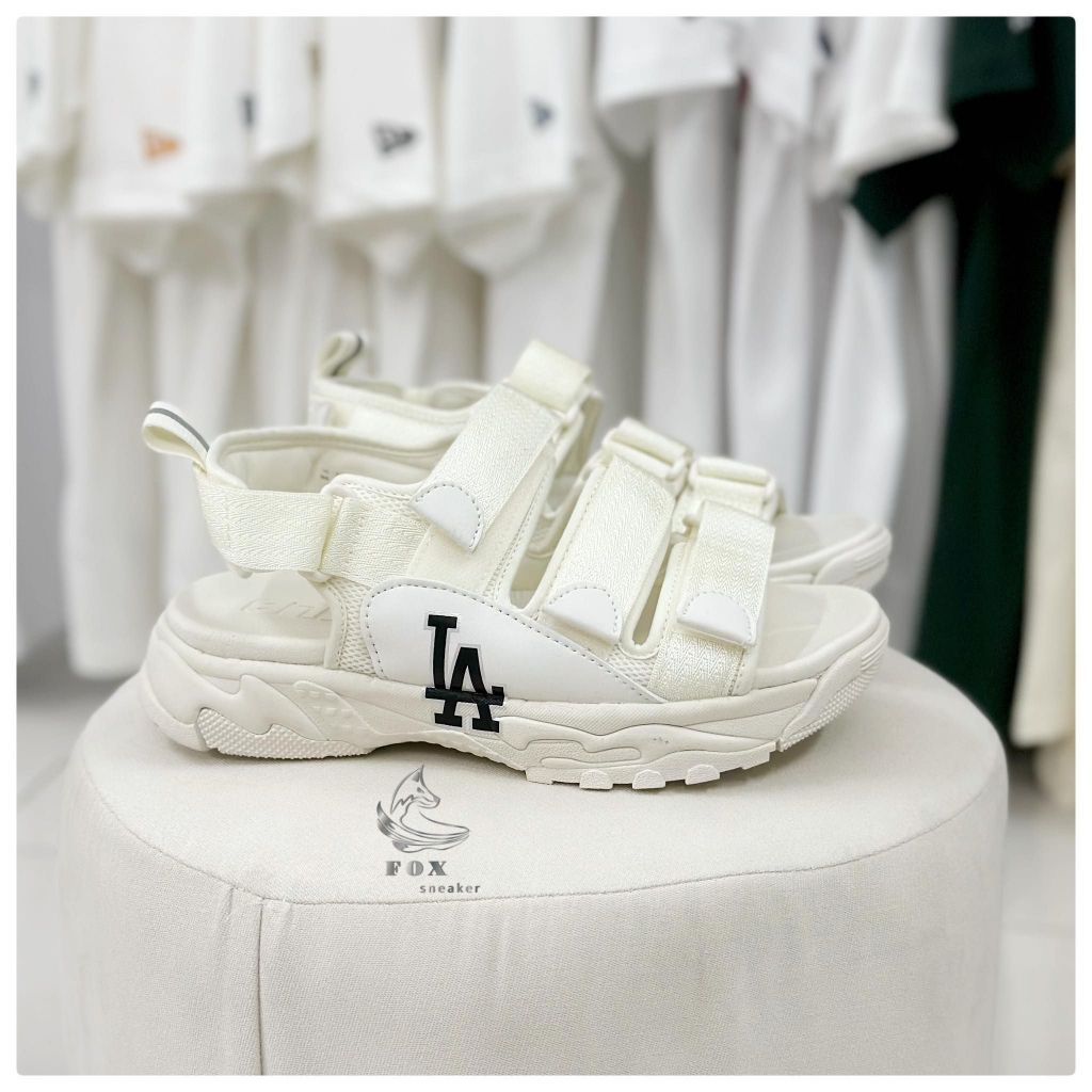 【 MLB 】CHUNKY SANDLE MLB Unisex Chunky Runner Sandals NY Yankees Black | Sandals