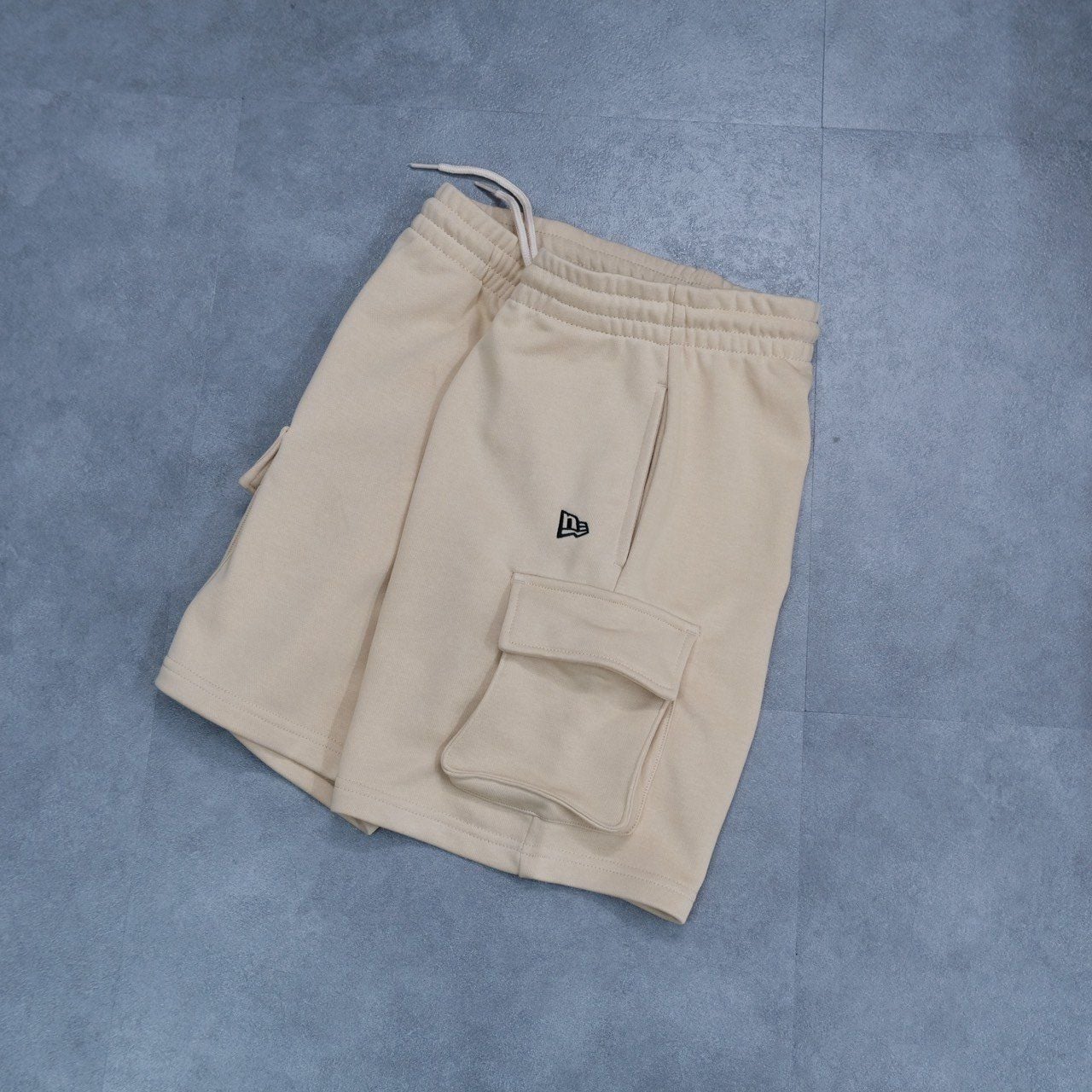  Quần Short New Era Essentials Cargo Omlblk 60332273 Hàng Chính Hãng 