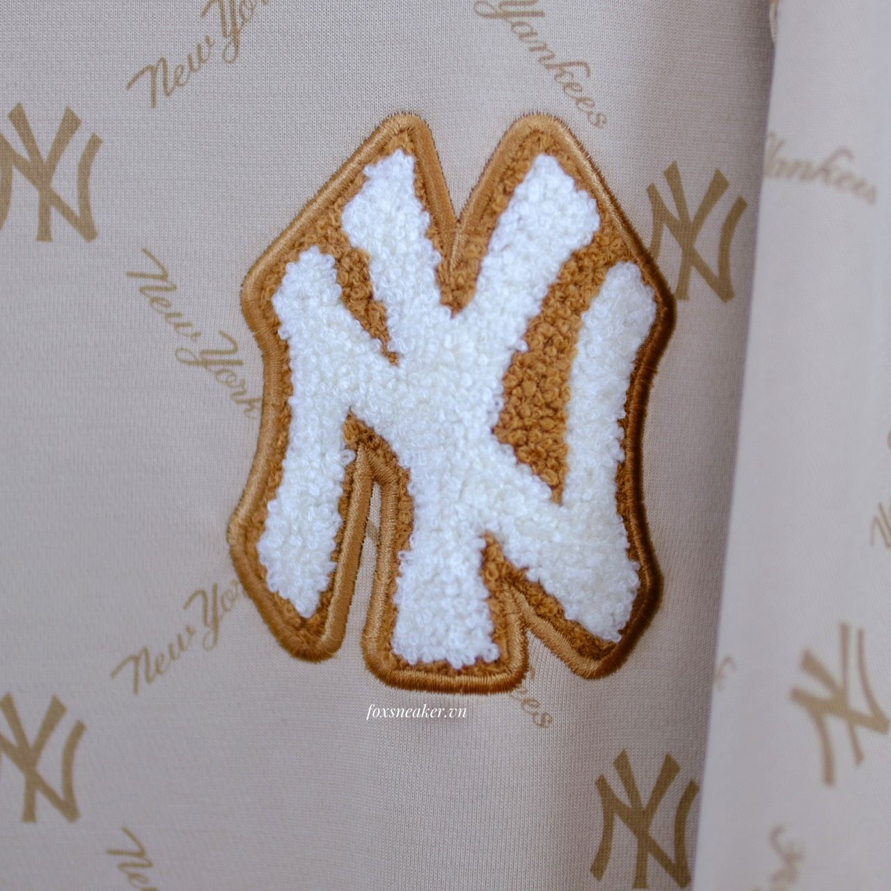  SALE - Áo Thun New Era Monogram New York Yankees Nâu 19500182 