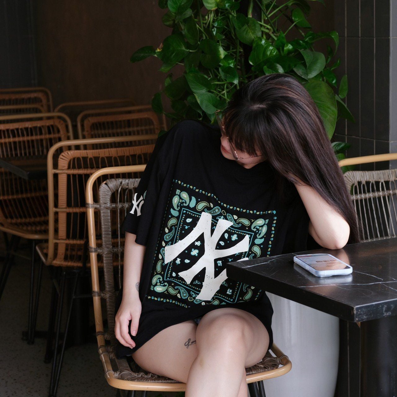  SALE - Áo Thun MLB Hoạ Tiết Paisley Hàng Chính Hãng 