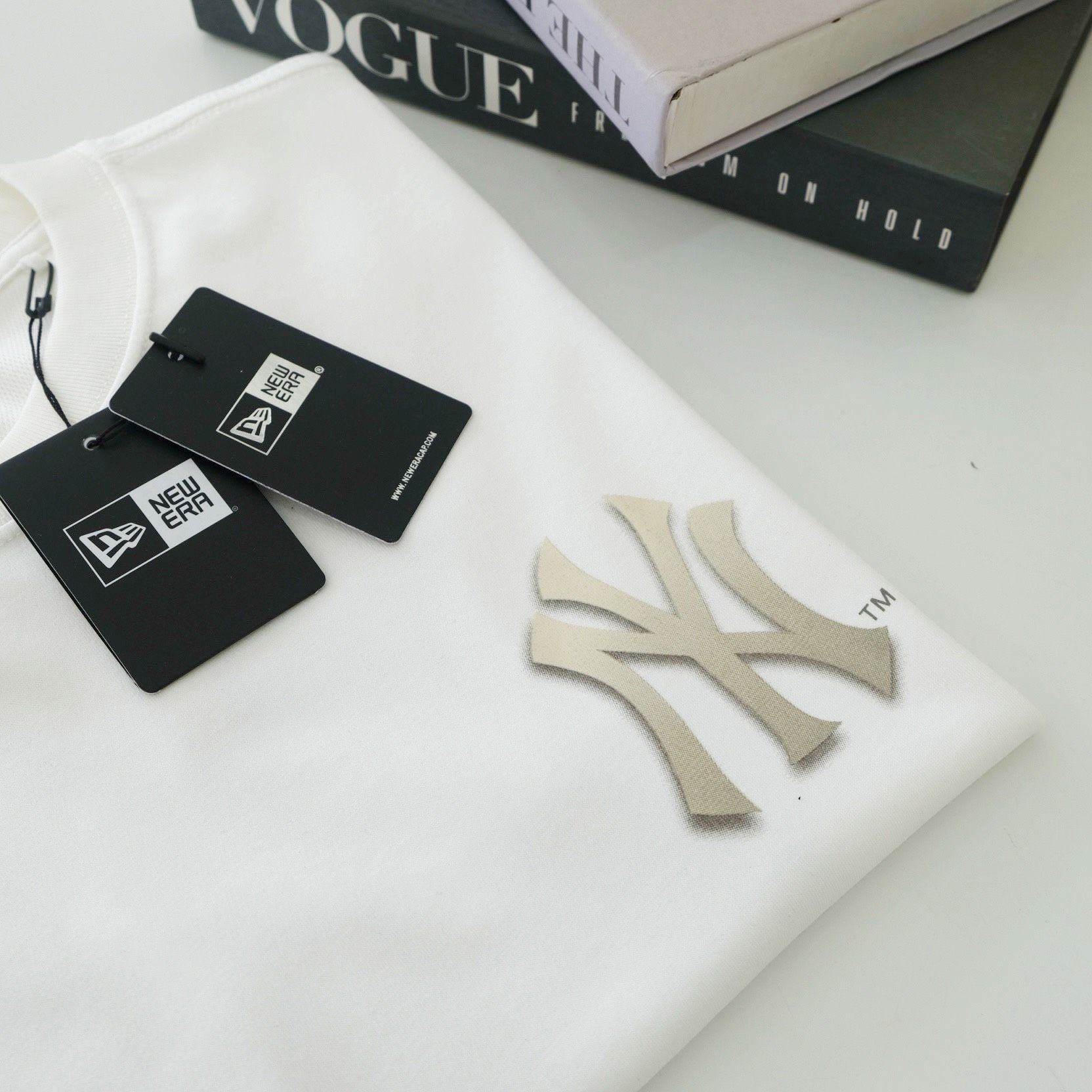  SALE - Áo Thun New Era Ny Shadow Màu Trắng I 14179137 Hàng Chính Hãng 