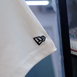  SALE - Áo Thun New Era Hình Thoi Màu Kem I 122046145 Hàng Chính Hãng 