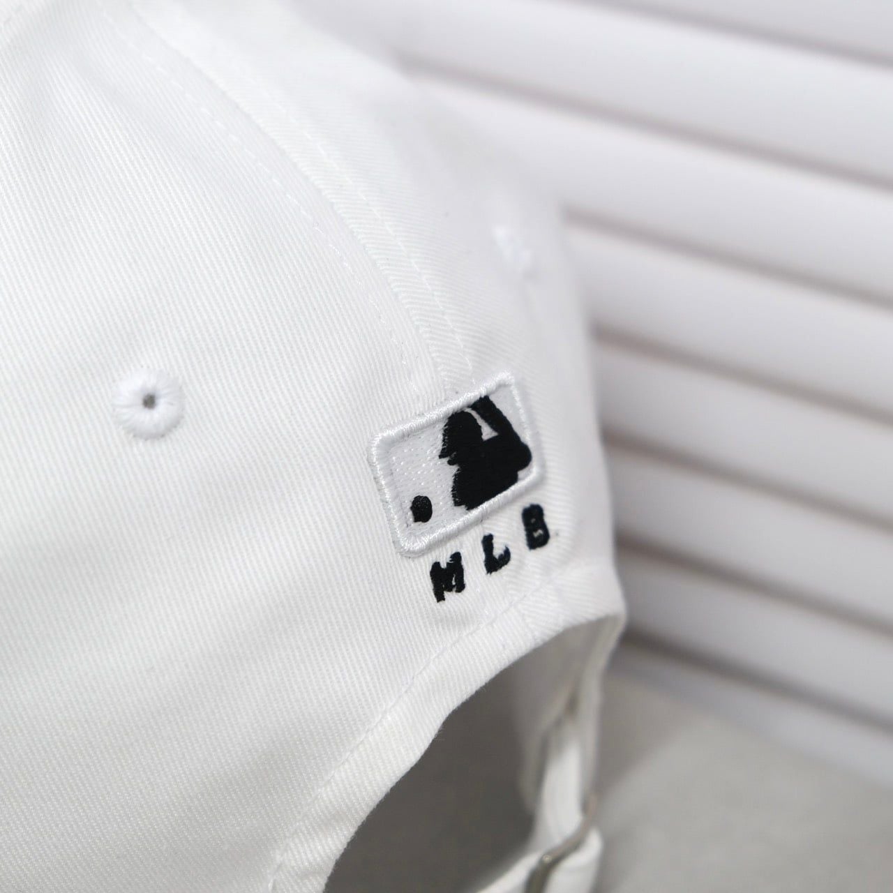  Mũ Nón MLB Ny Trắng Rách Hàng Chính Hãng 