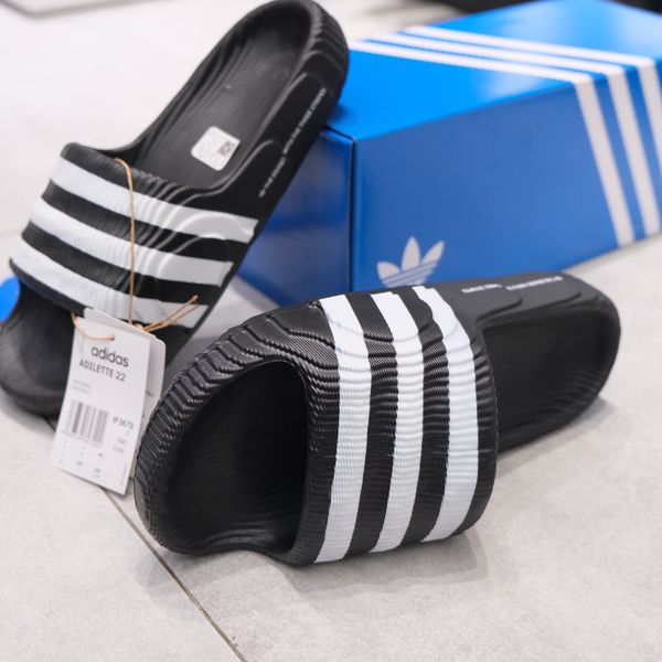  Dép Adidas Adilette22 Màu Đen Sọc Trắng | IF3670 Hàng Chính Hãng 