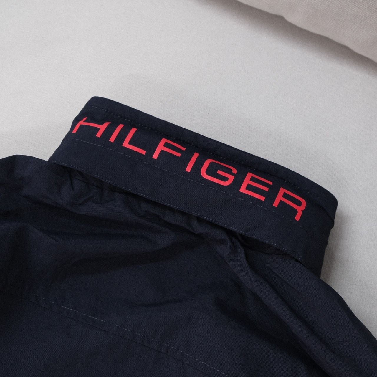  Áo Khoác Tommy Hilfiger Nylon Plain Logo Navy I 78J3041 410 Hàng Chính Hãng 
