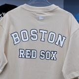  Áo Thun MLB Boston Red Sox Khaki Hàng Chính Hãng 3ATSV0533 