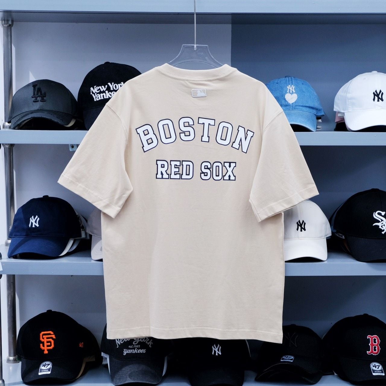  Áo Thun MLB Boston Red Sox Khaki Hàng Chính Hãng 3ATSV0533 