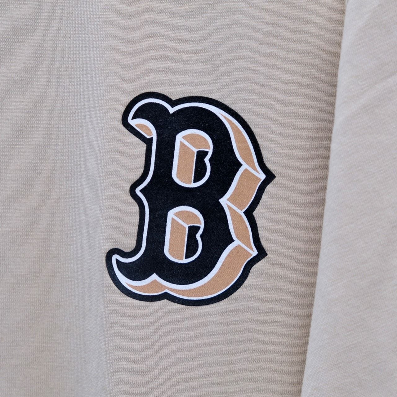  Áo Thun MLB Boston Red Sox Khaki Hàng Chính Hãng 3ATSV0533 