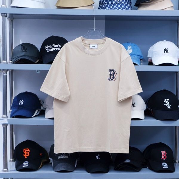  Áo Thun MLB Boston Red Sox Khaki Hàng Chính Hãng 3ATSV0533 