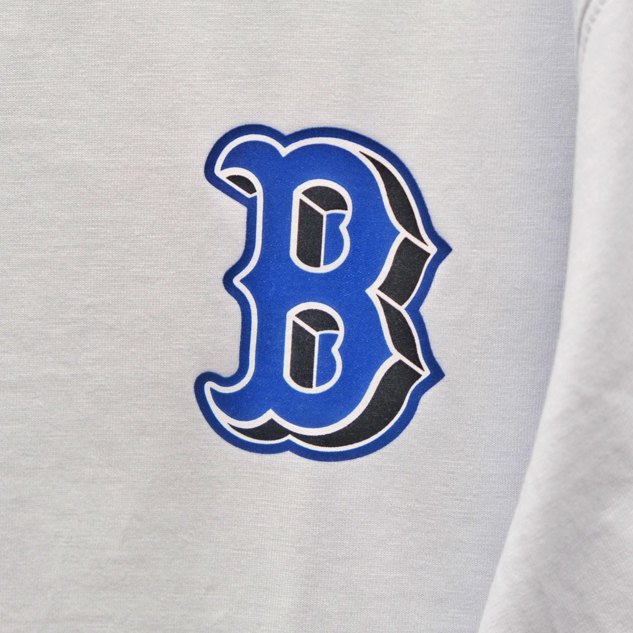  Áo Thun MLB Boston Red Sox Màu Trắng Khoai Môn 3ATSV0533 Chính Hãng 