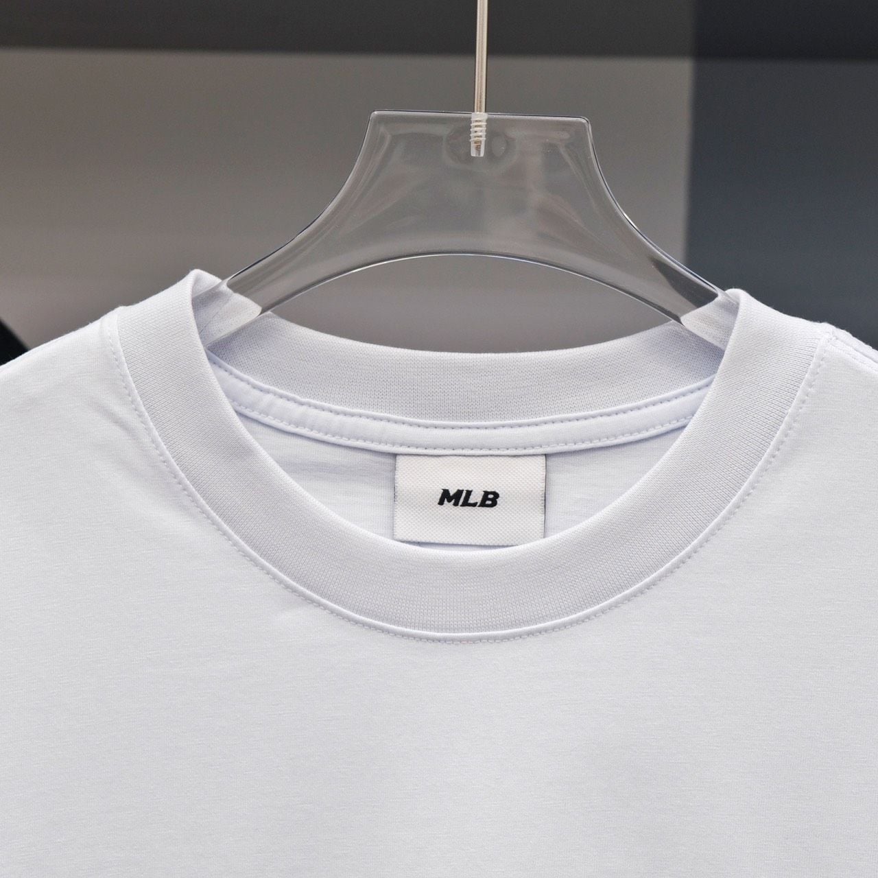  Áo Thun MLB Boston Red Sox Màu Trắng Khoai Môn 3ATSV0533 Chính Hãng 