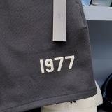 Quần Shorts Fear Of God Essentials 1977 Màu Iron Black Hàng Chính Hãng 