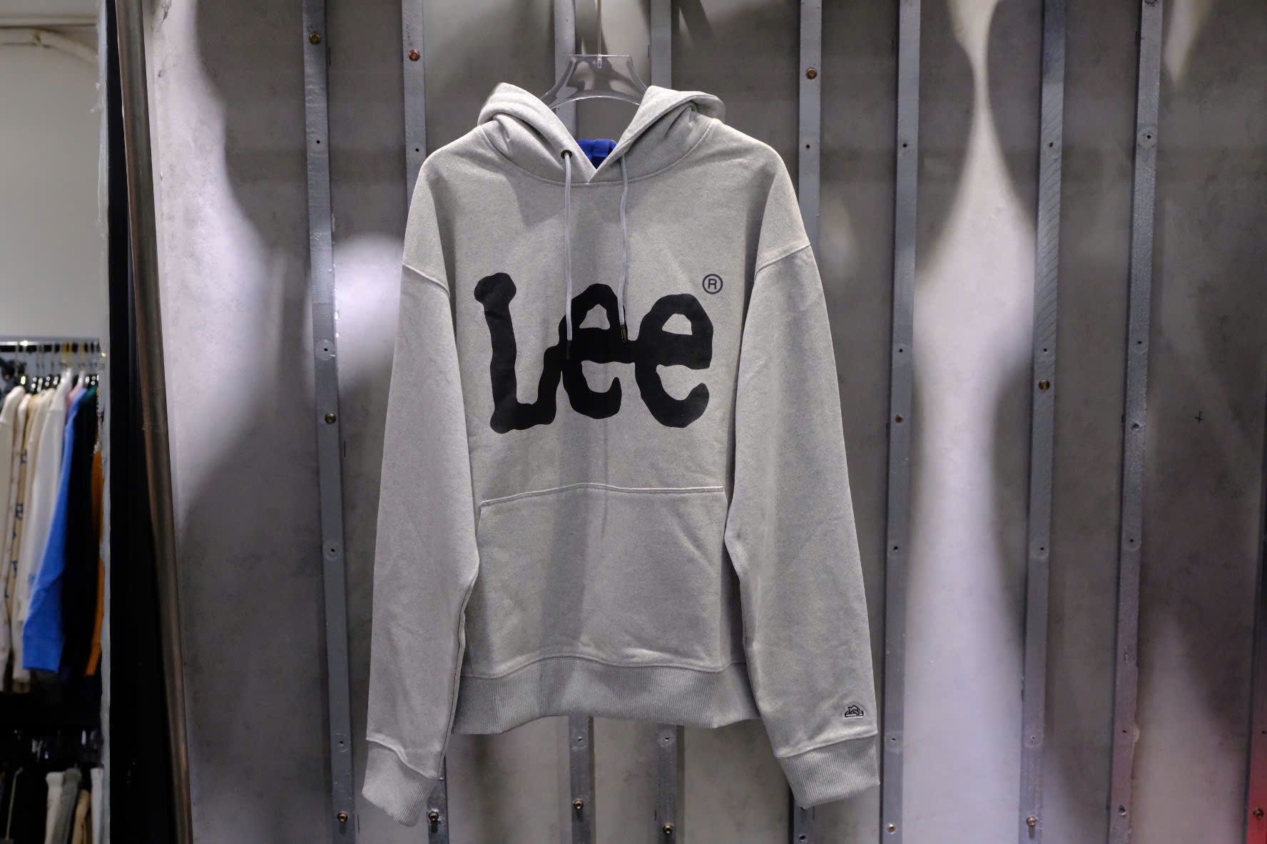 【LEE】送料・関税込★Big Twitch Loose Fit Hoodie LEE】送料・関税込☆Big Twitch Loose Fit Hoodie
