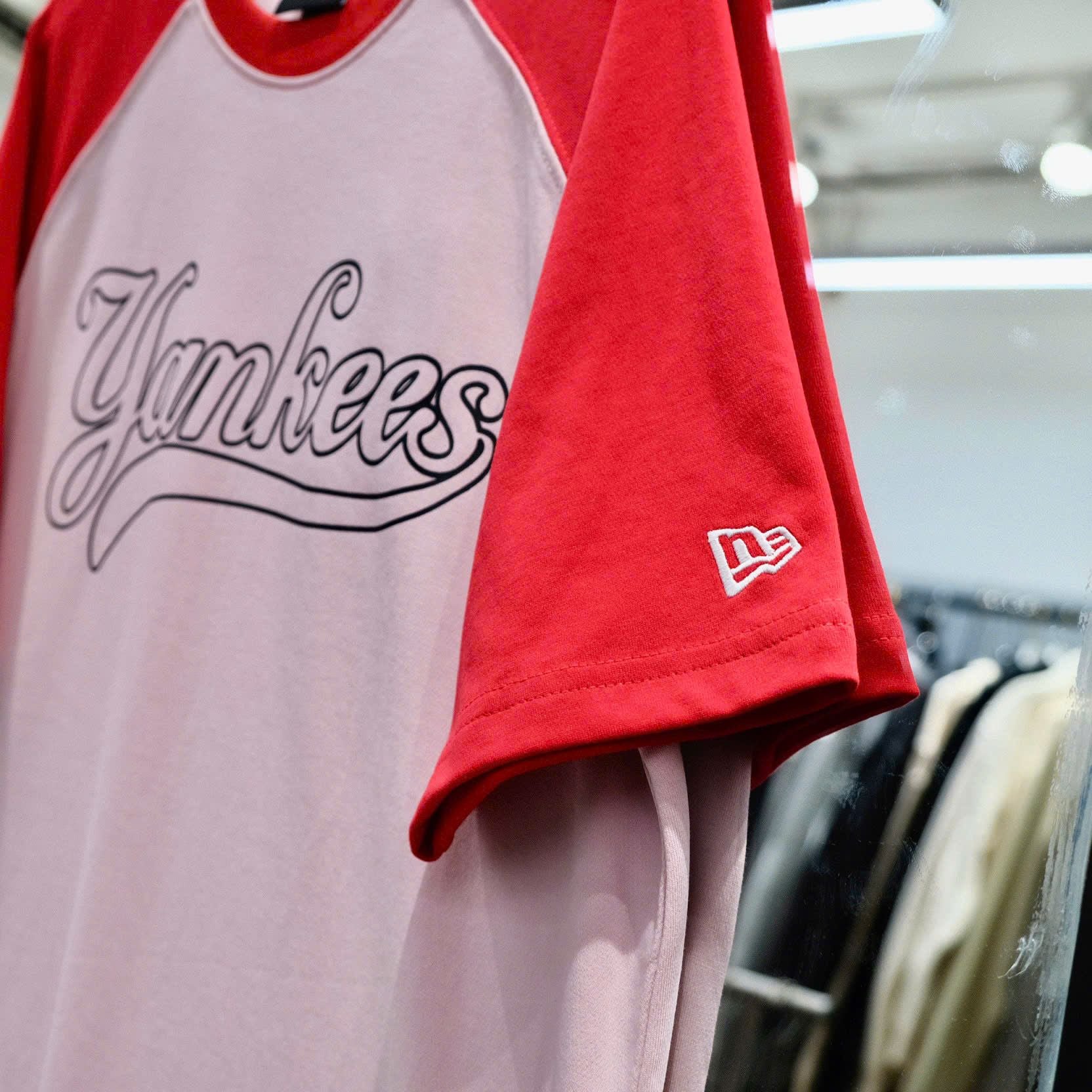  SALE - Áo Thun New Era Yankees Hồng Tay Đỏ Hàng Chính Hãng | 12554687 