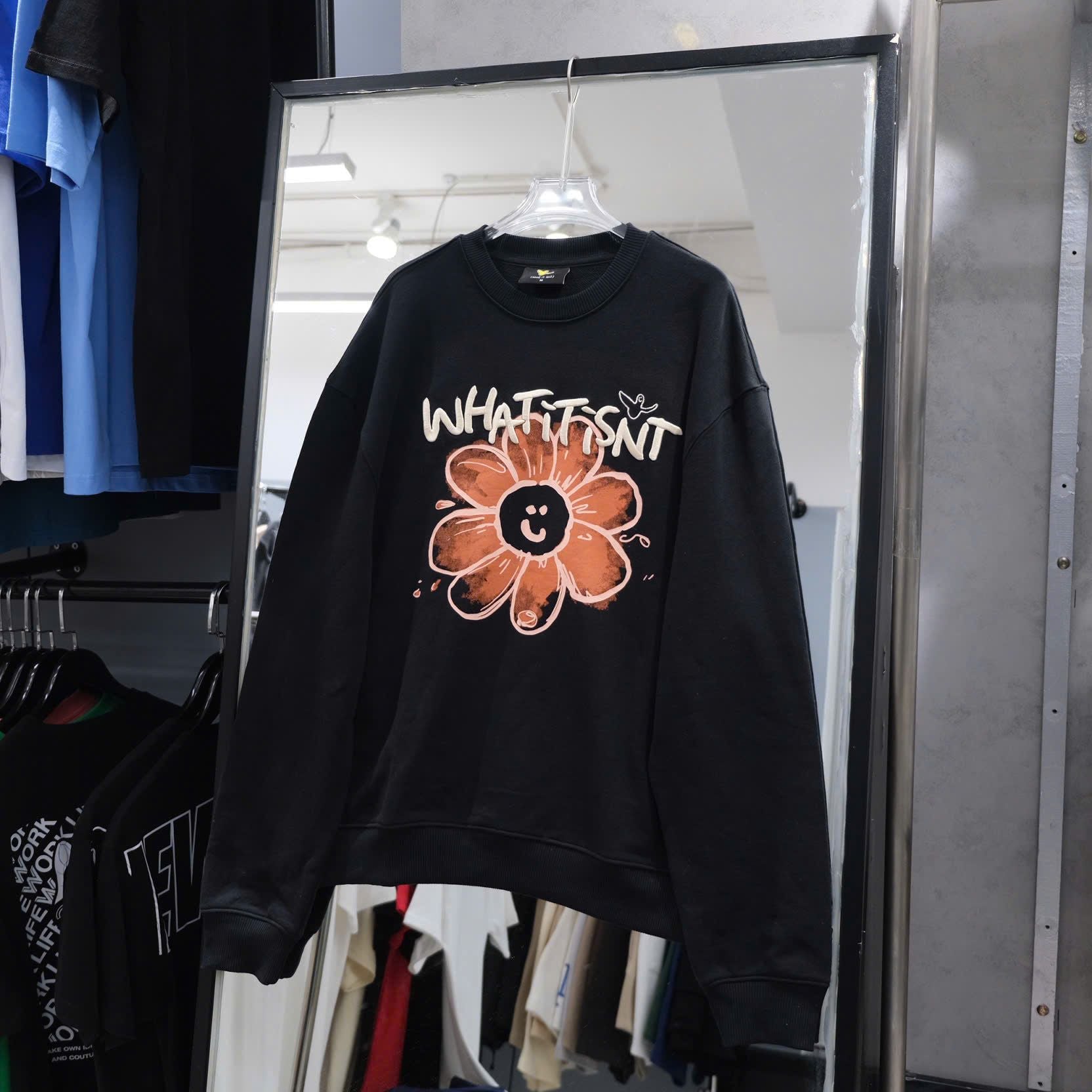  Áo Sweater What is isnt Đen và Xám Basic Hàng Chính Hãng 