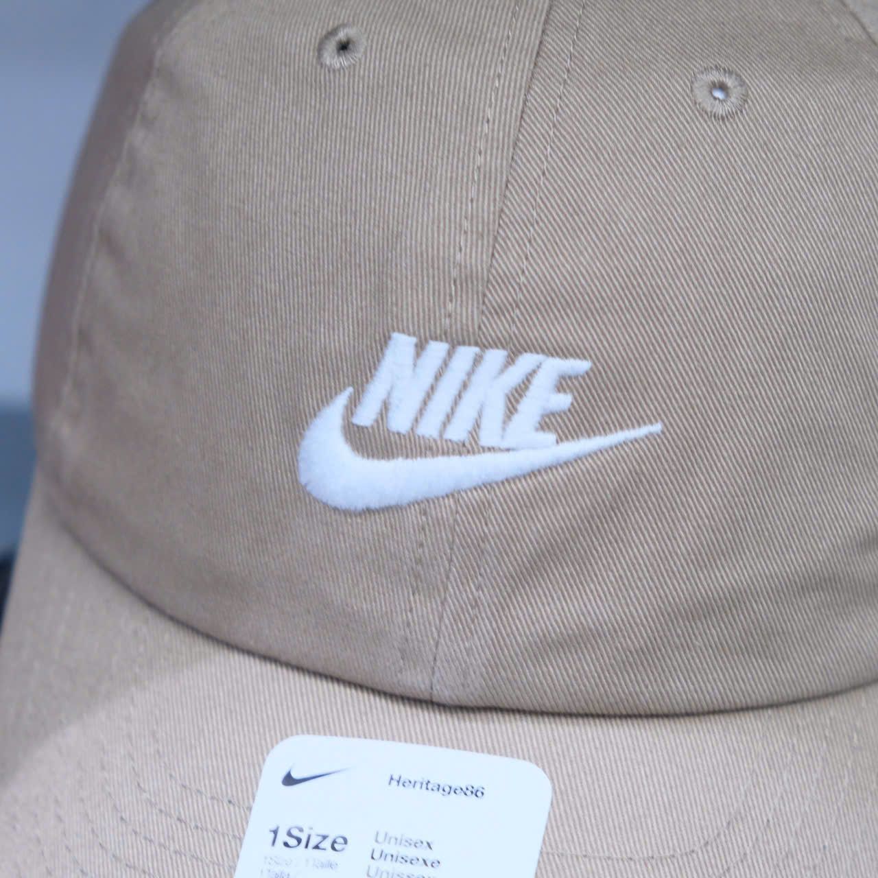 nike heritage futura