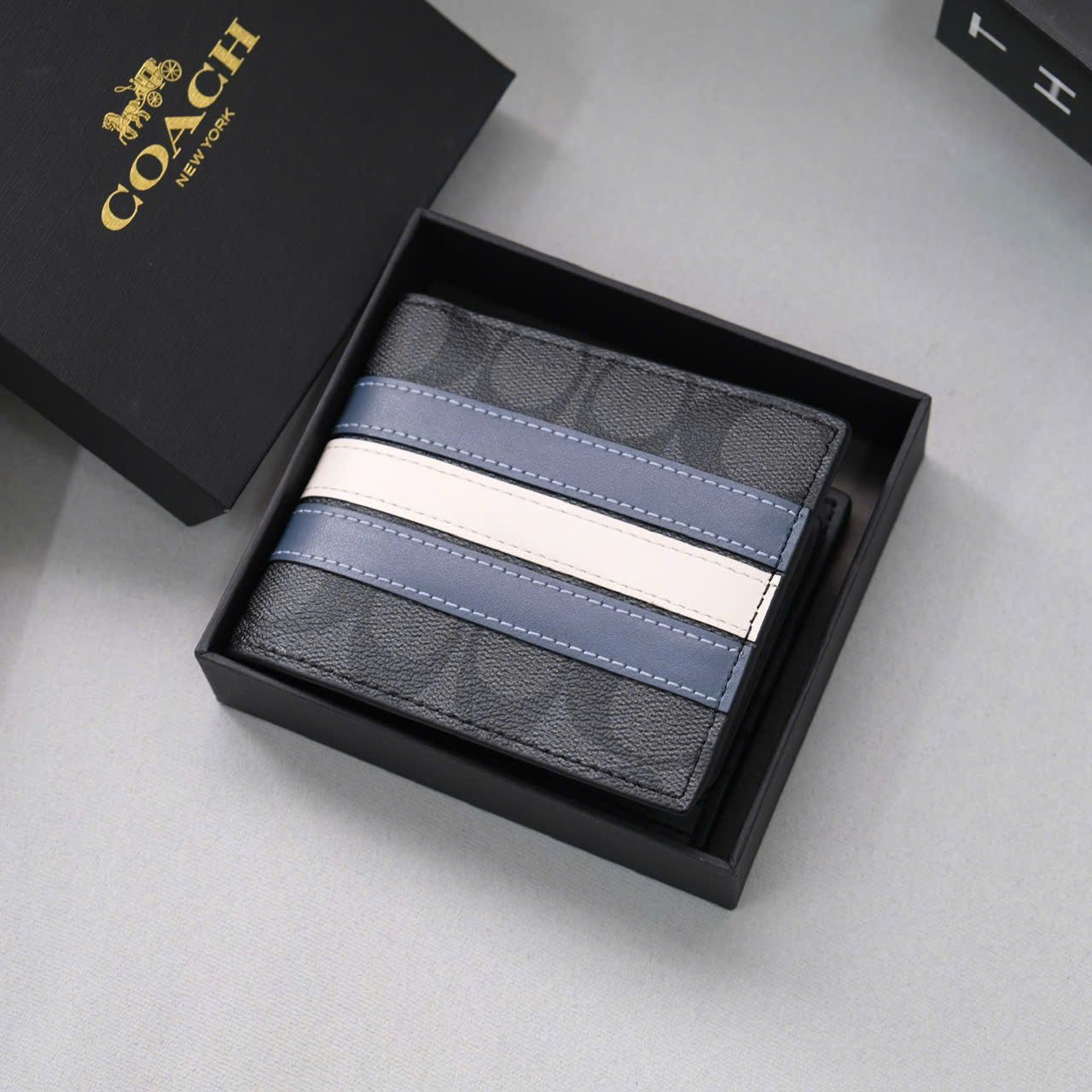  Ví Coach Đen 3 Sọc Hàng Chính Hãng | Fox Sneaker 