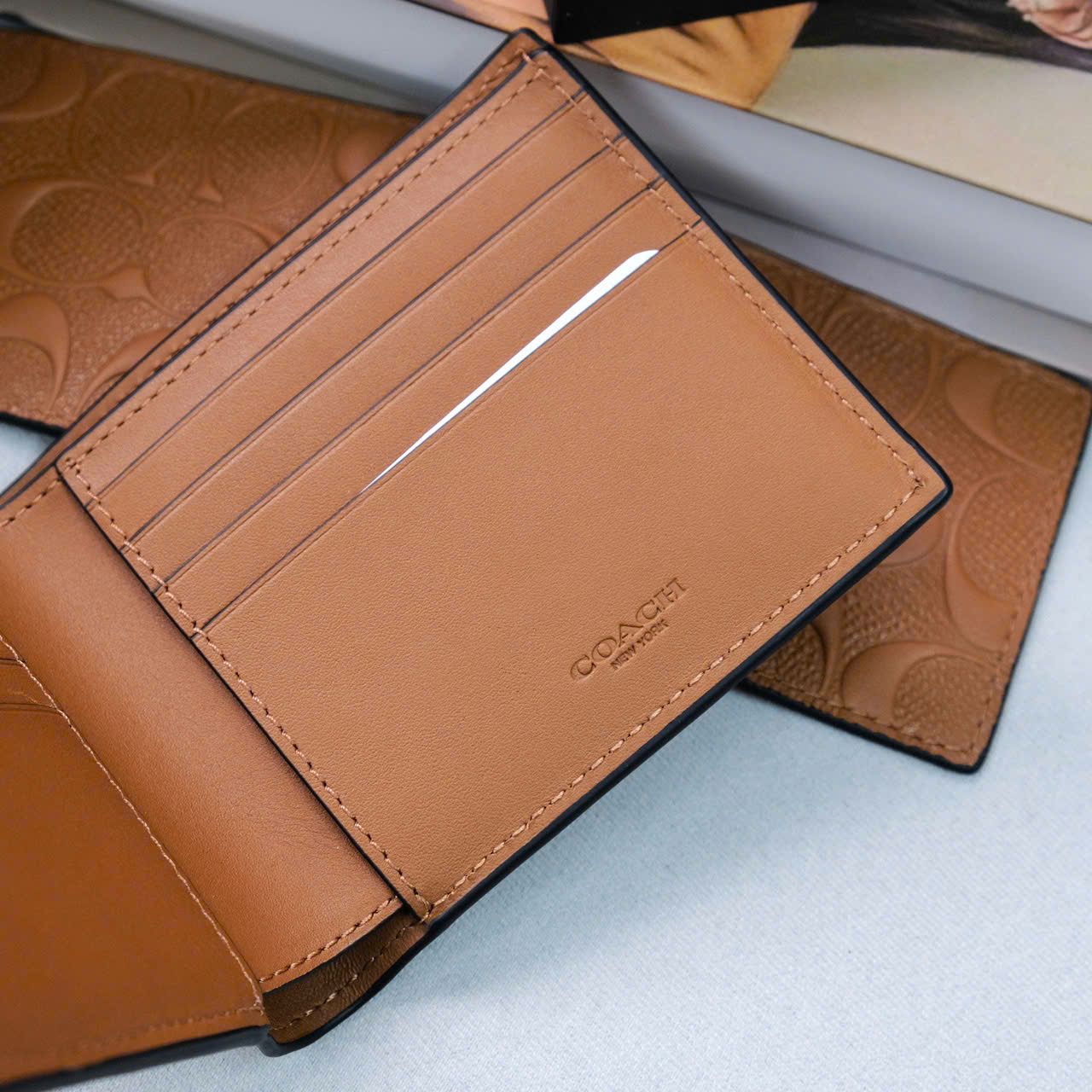  Ví Coach Da Nâu Logo Dập Nổi Hàng Chính Hãng | Fox Sneaker 