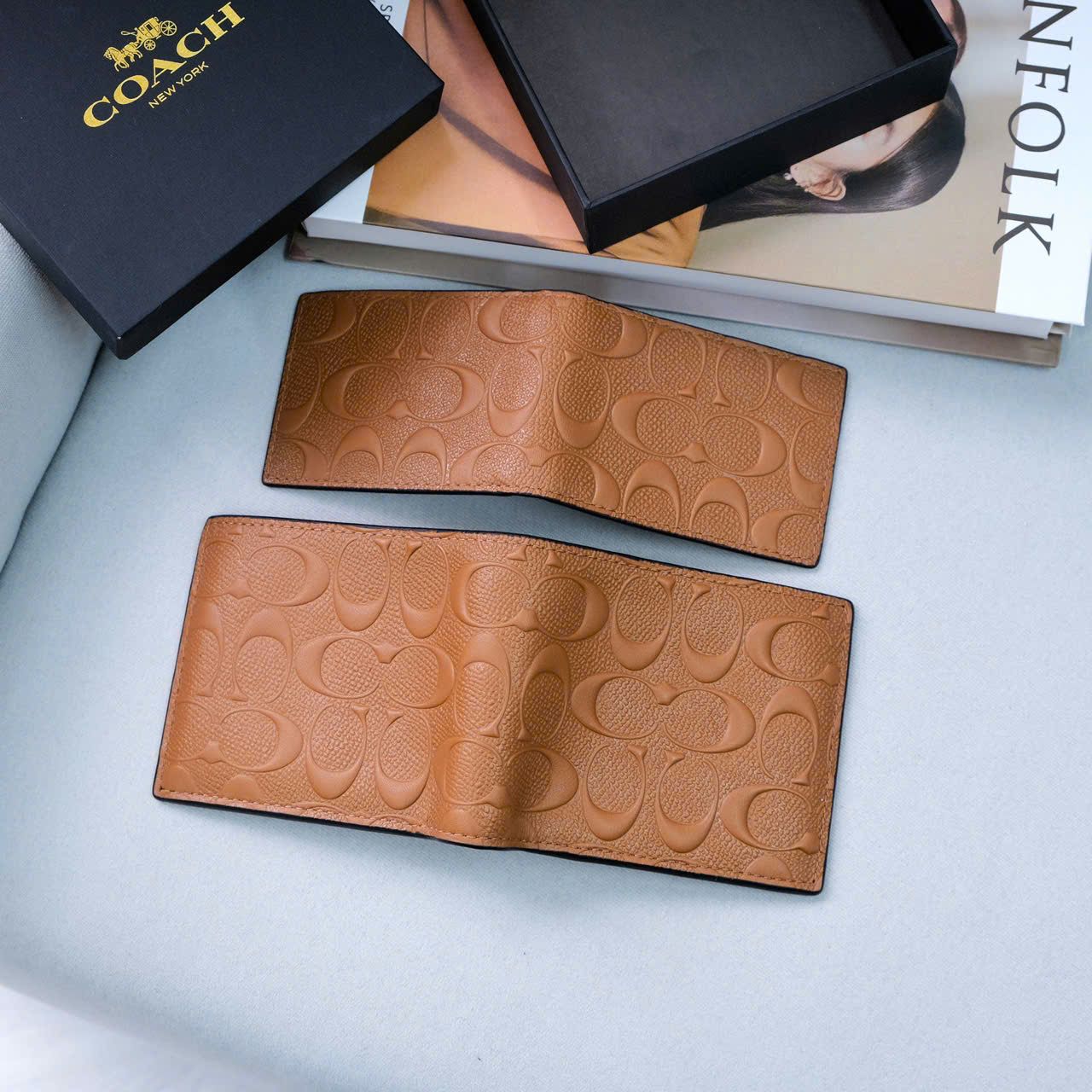  Ví Coach Da Nâu Logo Dập Nổi Hàng Chính Hãng | Fox Sneaker 