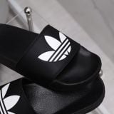  Dép Adidas Cỏ 3 Lá Màu Đen Hàng Chính Hãng CODE: FU8298 