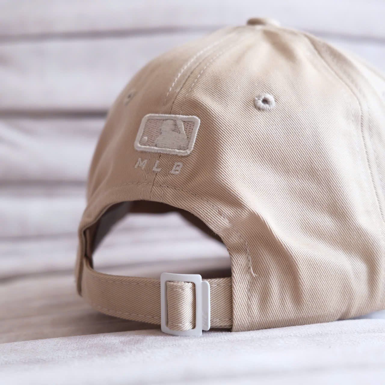  Mũ Nón MLB Cleveland 3ACPVL24N-45BGM Màu Be Hàng Chính Hãng 