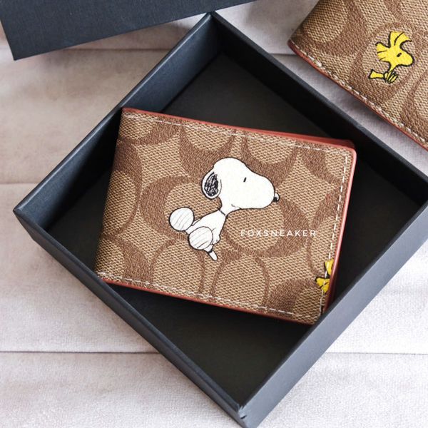Ví Coach X Peanuts 3 In 1 Wallet In Signature Canvas Hàng Chính Hãng | Fox Sneaker