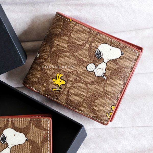 Ví Coach X Peanuts 3 In 1 Wallet In Signature Canvas Hàng Chính Hãng | Fox Sneaker