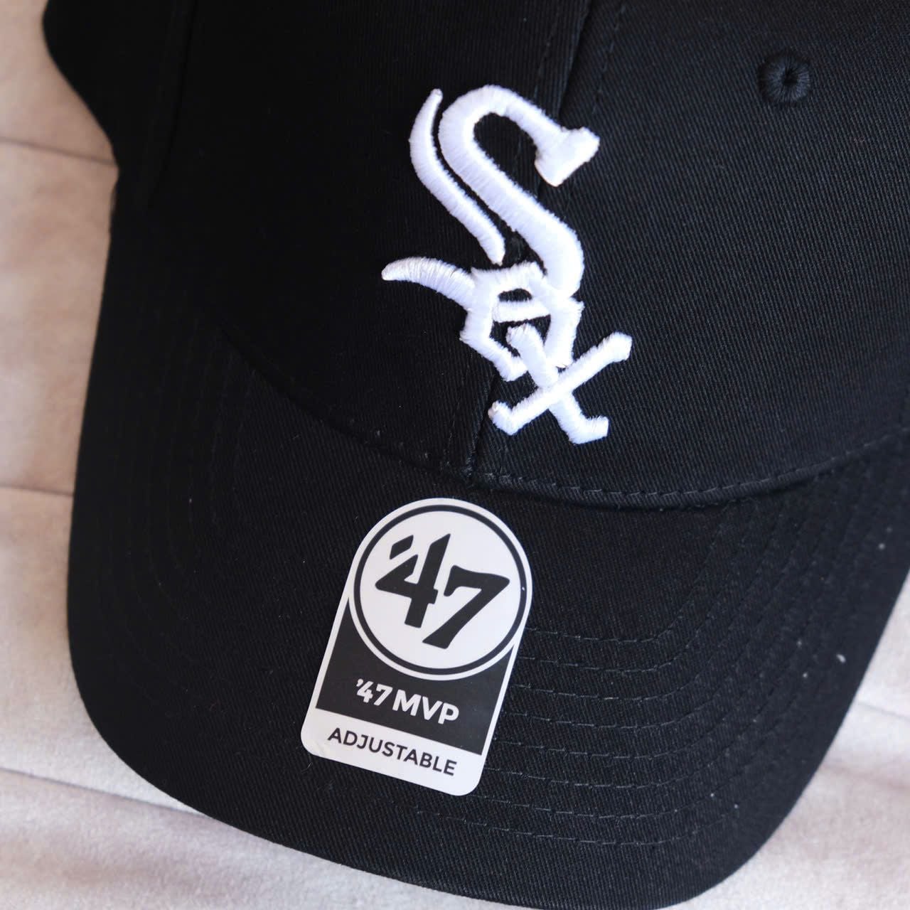  Mũ Nón Brand 47 Sox Đen Trắng Hàng Chính Hãng 