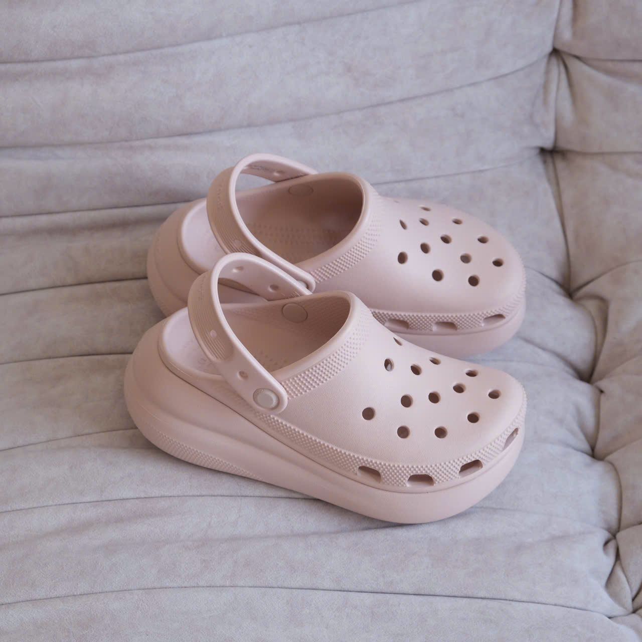  Giày Clog Crocs Hồng Crush Classic Đế Cao Hàng Chính Hãng | Fox Sneaker 