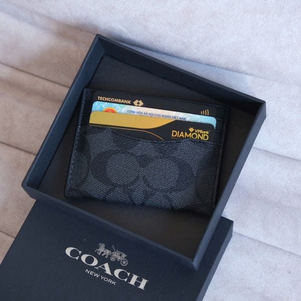  Ví Card Coach Mono Đen Hàng Chính Hãng CODE: SP017603 | Fox Sneaker 