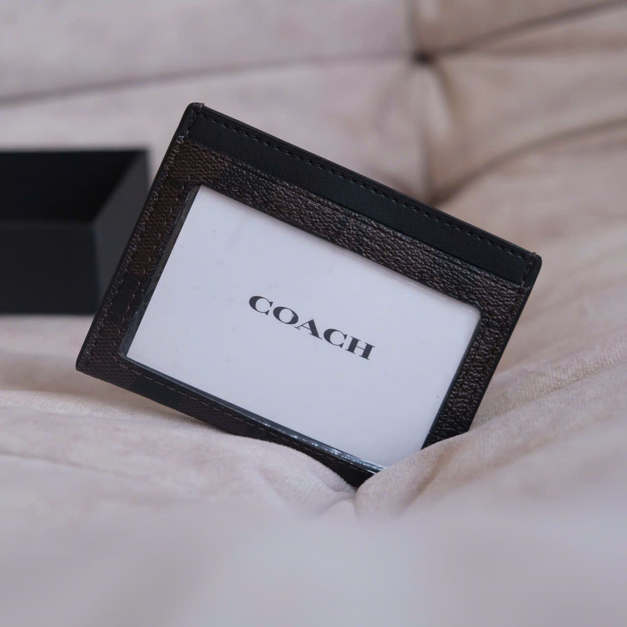  Ví Card Coach Mono Nâu Đậm Hàng Chính Hãng CODE: SP017604 | Fox Sneaker 