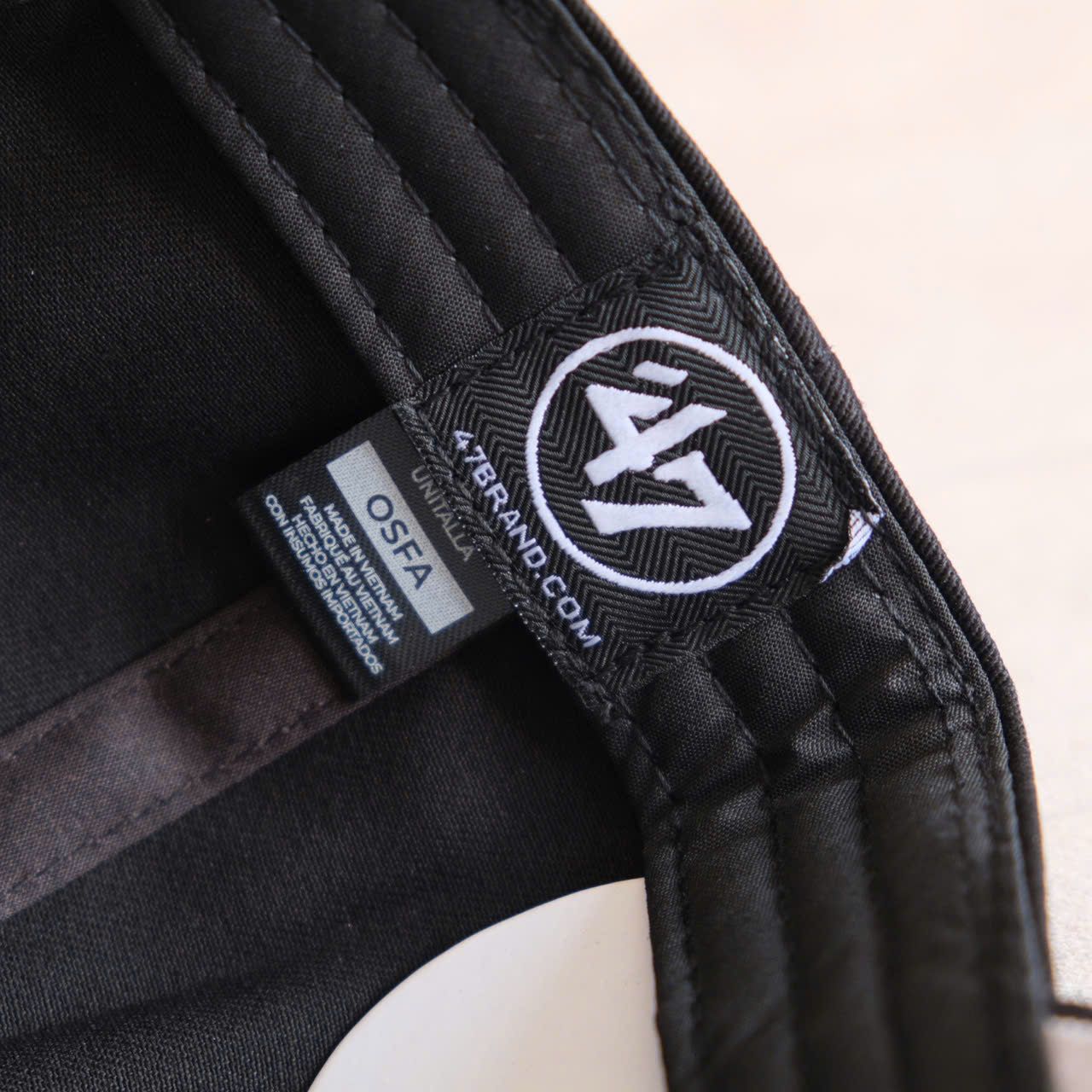  Mũ Nón Brand 47 D Đen Chữ Trắng Hàng Chính Hãng 