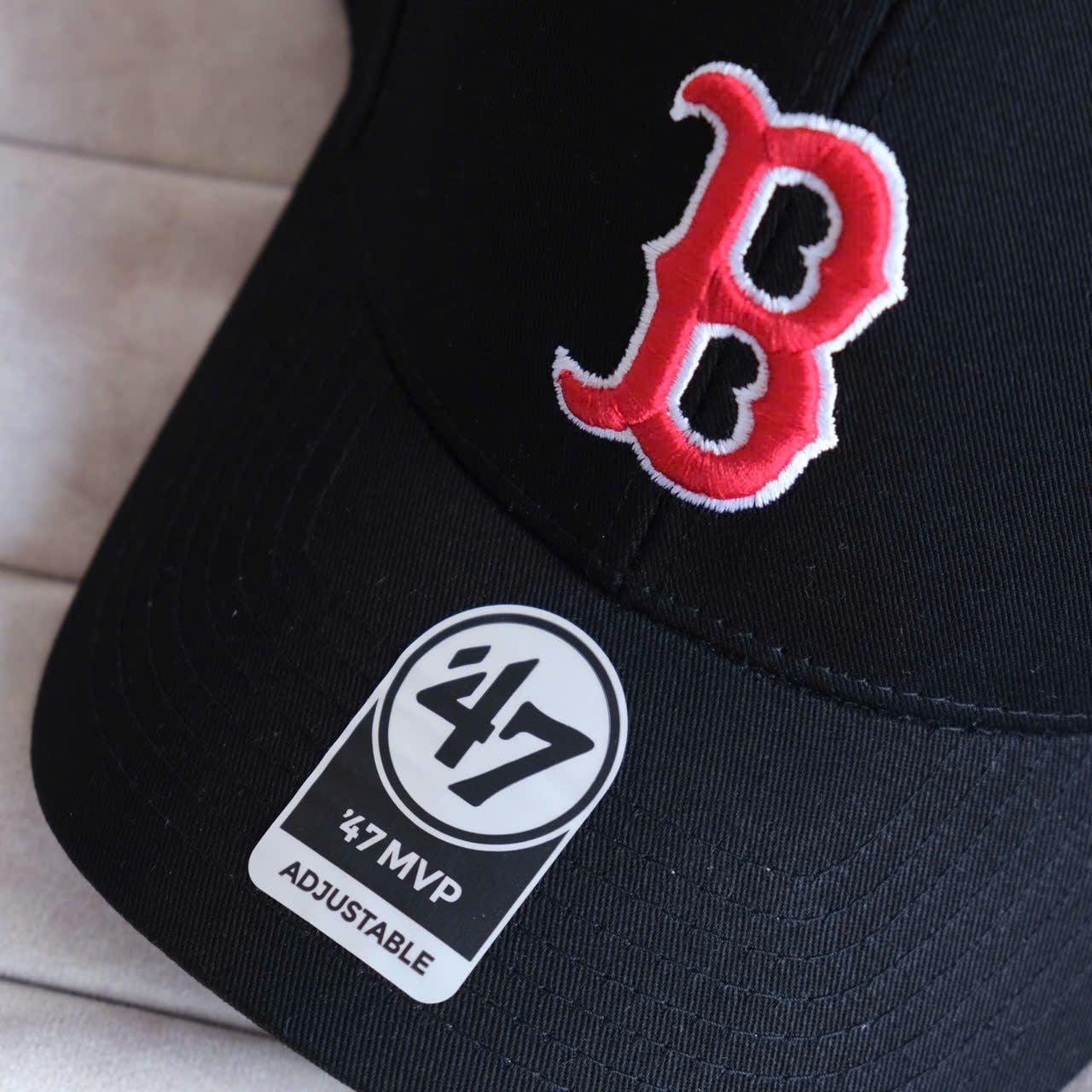  Mũ Nón Brand 47 B Đen Chữ Đỏ Viền Trắng Hàng Chính Hãng 