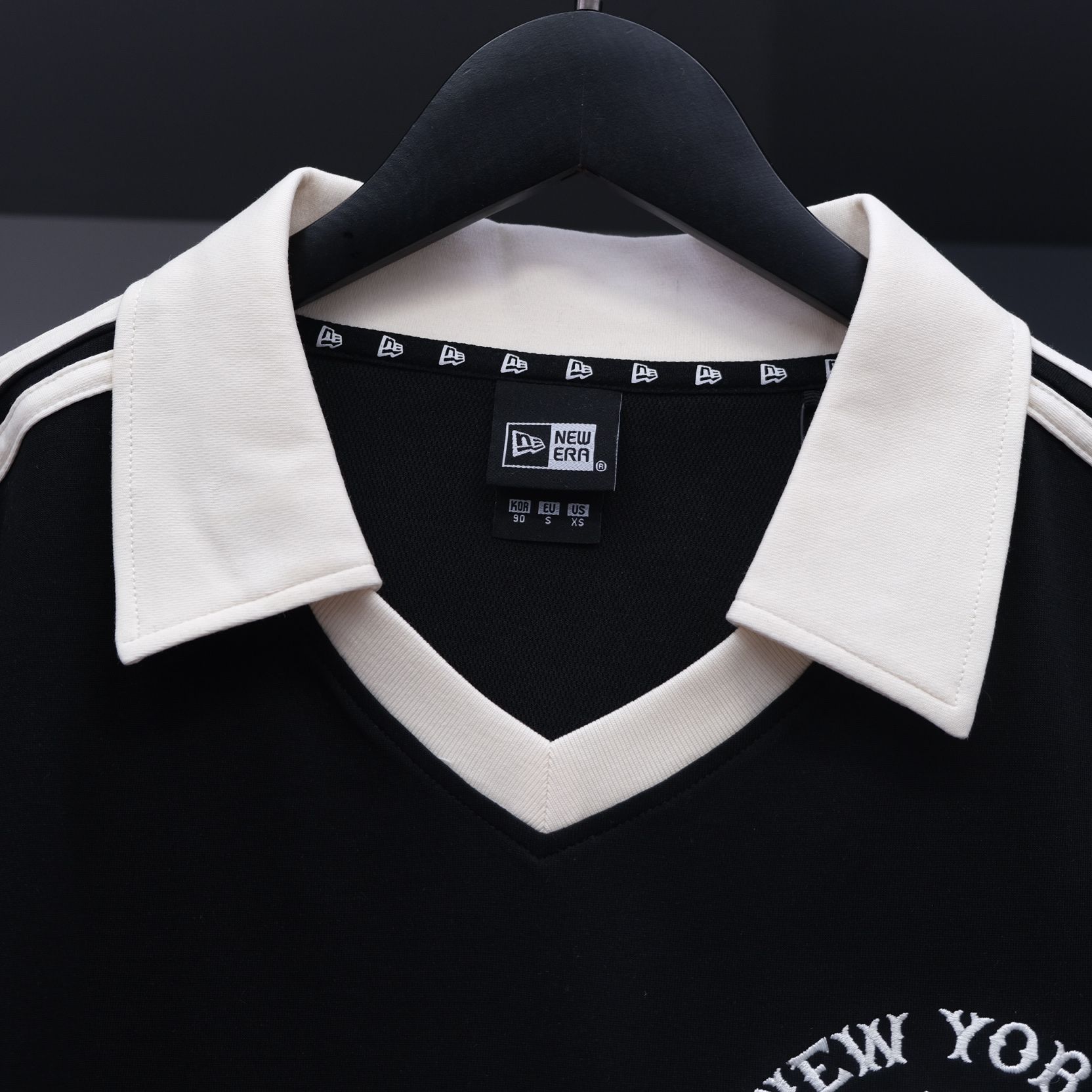  Polo Jersey Ny Đen Cổ Kem SS25 Hàng Chính Hãng 15488862 
