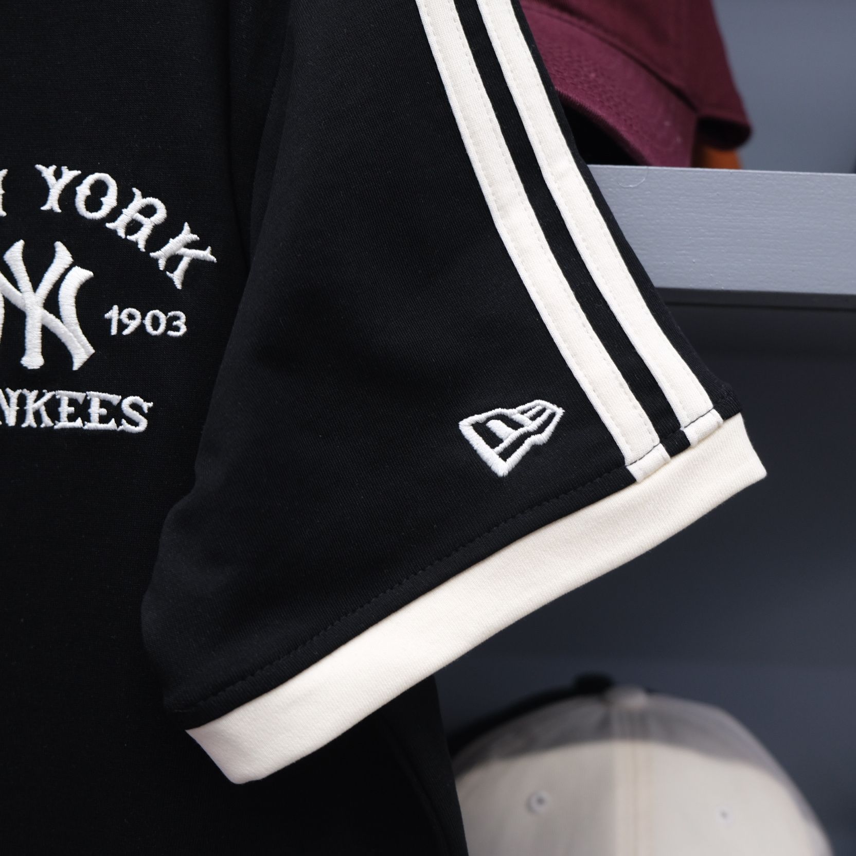  Polo Jersey Ny Đen Cổ Kem SS25 Hàng Chính Hãng 15488862 