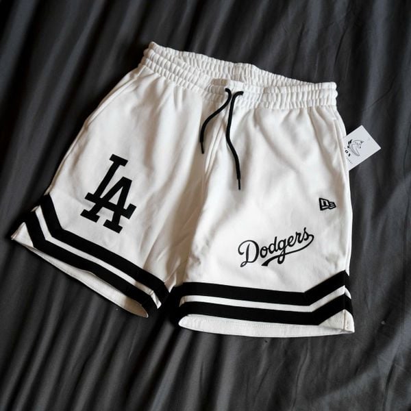  Quần Short New Era La Trắng Sọc Hàng Chính Hãng CODE: 18887899 | Fox Sneaker 