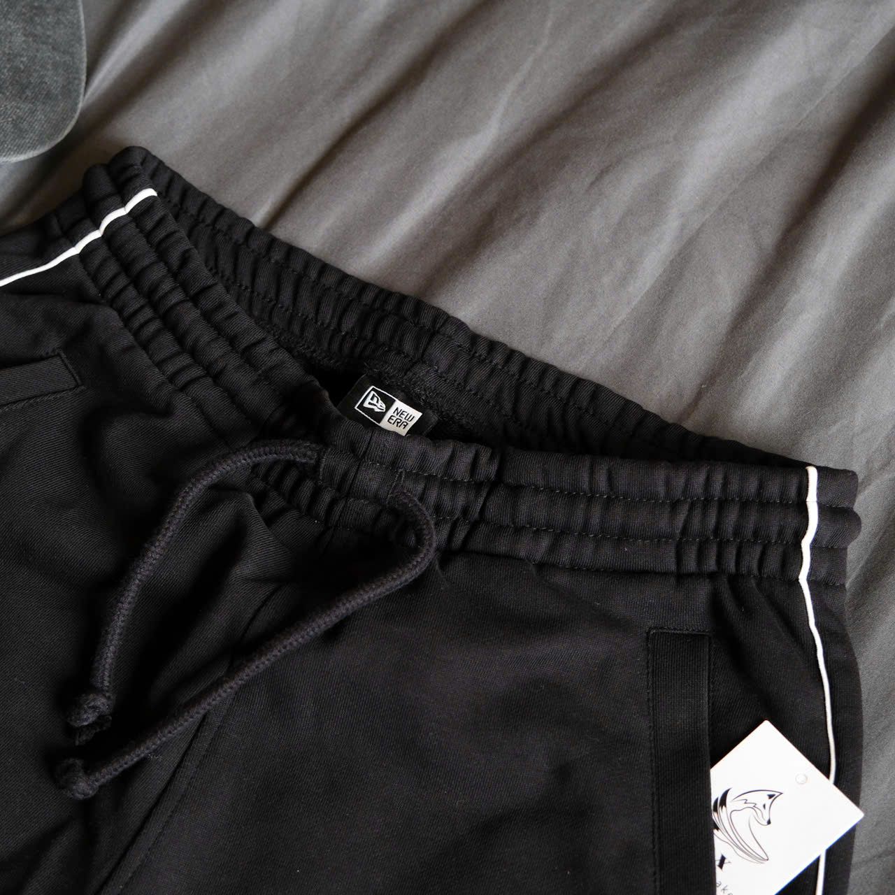  Quần Short New Era NY Lé Đen Hàng Chính Hãng 13335699 