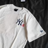  SALE - Áo Thun New Era Gấu Trắng Đỏ Chính Hãng CODE: 14148887 | Fox Sneaker 