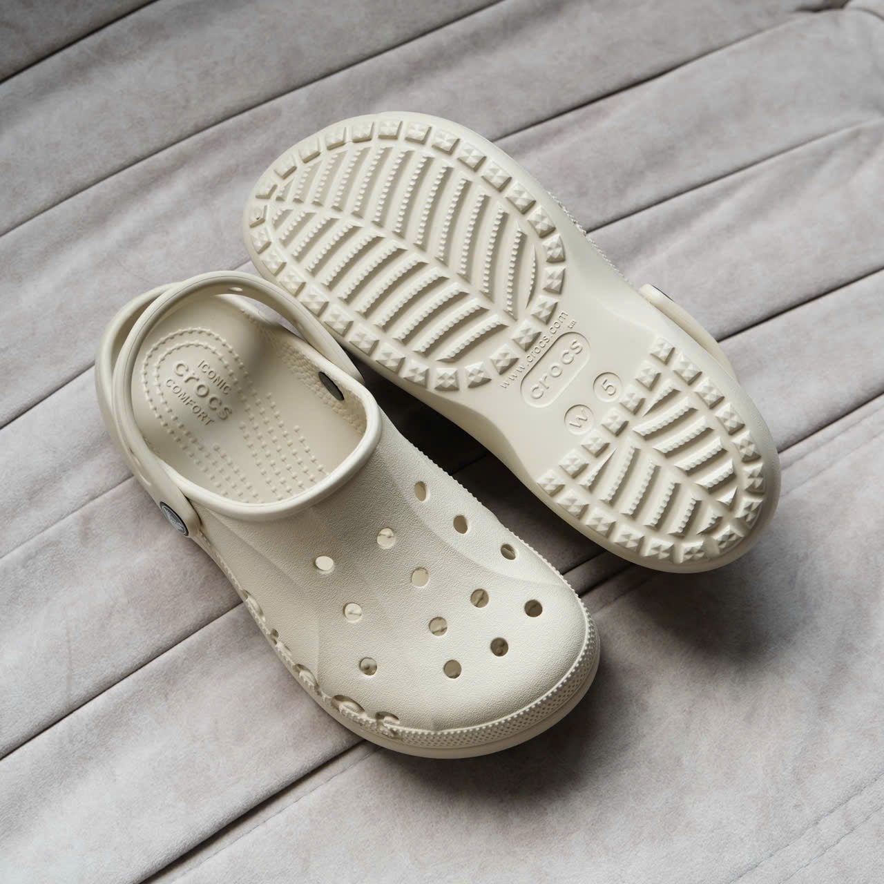  Dép Sục Crocs Platform Baya Classic Clog Unisex Nữ Màu Bone Kem Đế Cao 5cm Cho Nữ - Fox Sneaker 