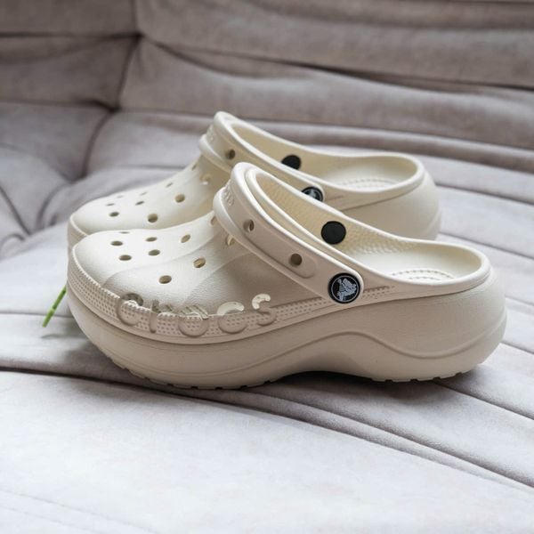  Dép Sục Crocs Platform Baya Classic Clog Unisex Nữ Màu Bone Kem Đế Cao 5cm Cho Nữ - Fox Sneaker 