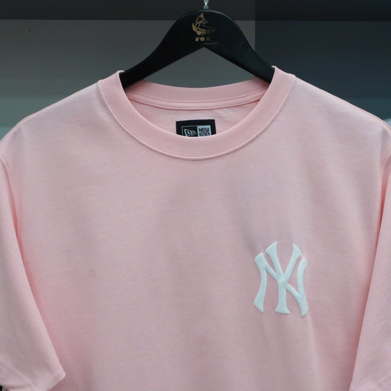  Áo Thun New Era Flower Hồng Logo In Phồng 100% Cotton Hàng Chính Hãng 13765215 