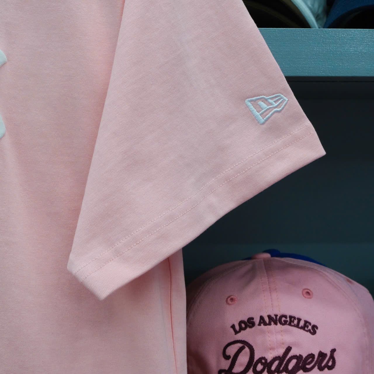  Áo Thun New Era Flower Hồng Logo In Phồng 100% Cotton Hàng Chính Hãng 13765215 