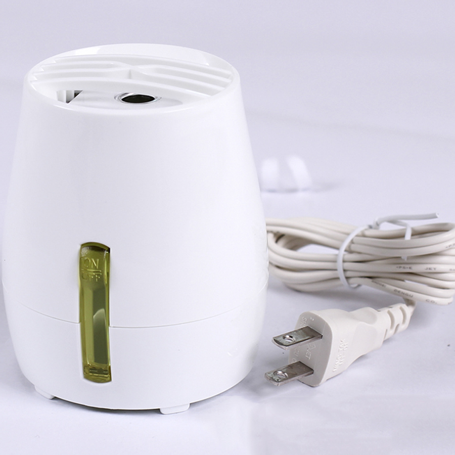 Máy xông tinh dầu đuổi muỗi FUMAKILLA (kèm 01 lọ tinh dầu)