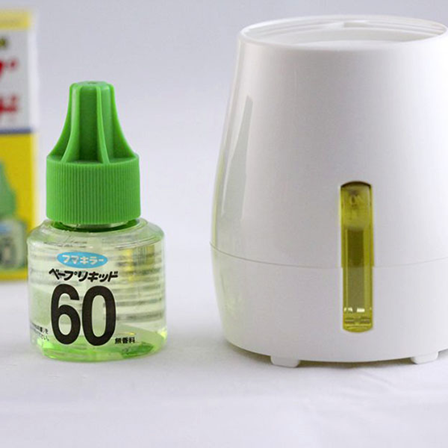Máy xông tinh dầu đuổi muỗi FUMAKILLA (kèm 01 lọ tinh dầu)