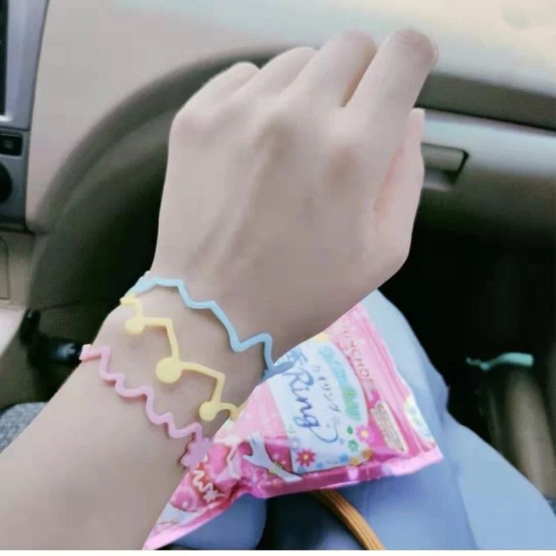 Vòng Đeo Chống Muỗi, Đuổi Muỗi, Tránh Muỗi Kincho Chiết Xuất Hoa, Trái Cây (Bịch 30 Vòng)