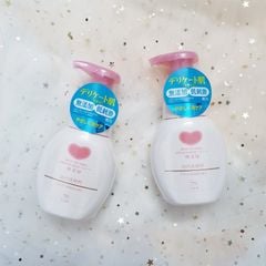 Sữa Rửa Mặt Bọt Mịn Cow Nhật Bản Nhẹ Dịu Da Nhạy Cảm - Chai 200ml