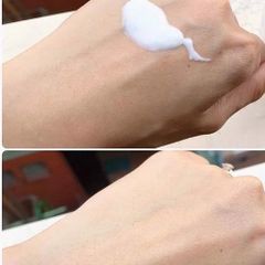 Kem Chống Nắng Hatomugi Dưỡng Ẩm Và Làm Sáng Da SPF50+ PA++++ 80g