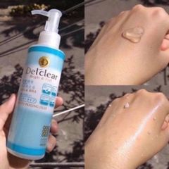 Gel tẩy tế bào chết Detclear Bright and Peel Nhật Bản 180ml