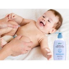 [Sữa Dưỡng Thể] Tinh Dầu Thơm Thiên Nhiên Cho Bé 300ml -Nhật Bản.