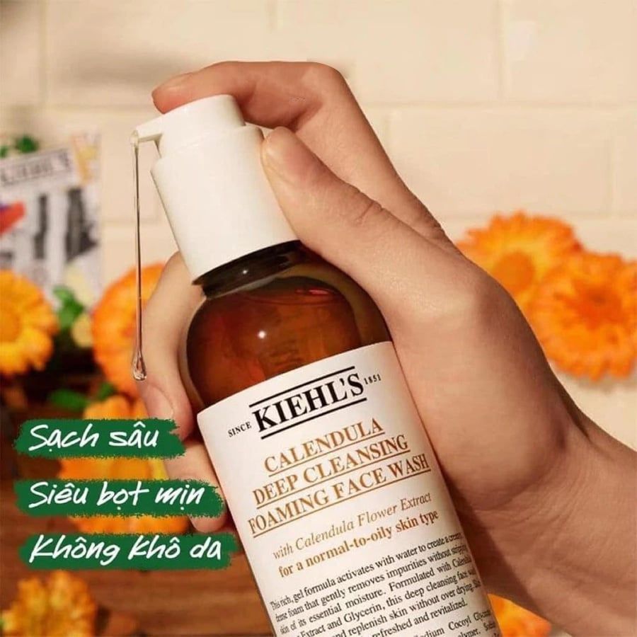 Sữa Rửa Mặt Tạo Bọt Hoa Cúc Calendula Deep Cleansing Foaming Face Wash Mỹ Làm Sạch Bụi Bẩn 230ml